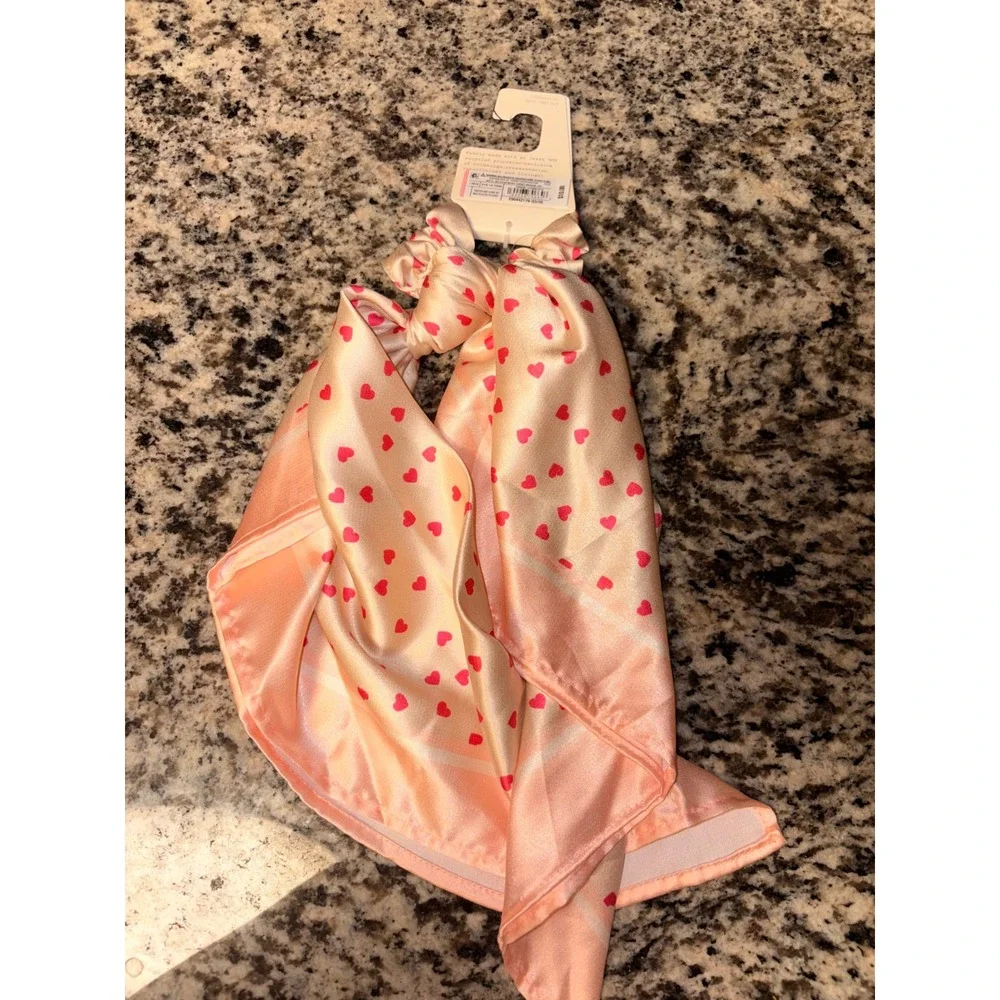 A New Day Pink Red Heart Twister and Scarf Set Scrunchie NWT